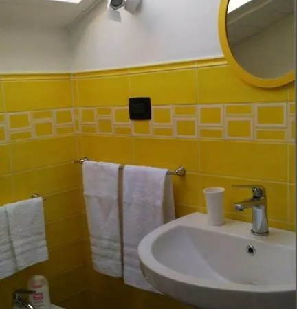 La Fuga Guest house